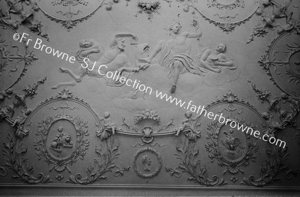 KILSHANNIG HOUSE CENTRE OF BALL ROOM CEILING